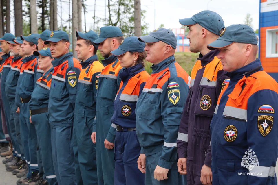 #ЛицаМЧС: Дмитрий Казаков — спасатель 1го класса, водолаз и почетный донор России #ЛицаМЧС: Дмитрий Казаков — спасатель 1го класса, водолаз и почетный донор России