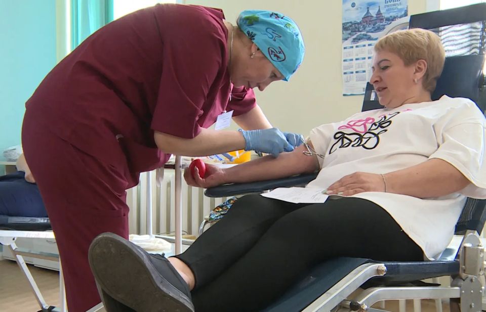 День Донора отметили сегодня в детской поликлинике в Южно-Сахалинске День Донора отметили сегодня в детской поликлинике в Южно-Сахалинске