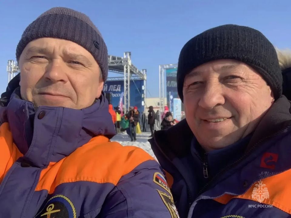 Сегодня в рубрике #ЛицаМЧС Иннокентий Беляев, старший государственный инспектор по маломерным судам Центра ГИМС Сегодня в рубрике #ЛицаМЧС Иннокентий Беляев, старший государственный инспектор по маломерным судам Центра ГИМС