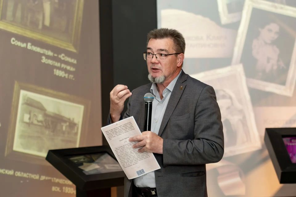 В Историческом парке «Россия – моя история» открыли мультимедийную выставку «150 артистов В Историческом парке «Россия – моя история» открыли мультимедийную выставку «150 артистов