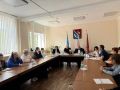 «Управдом» в Ногликах: как в районе наводят порядок в домах и дворах