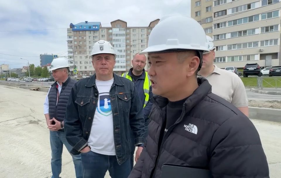 На улице Комсомольской в Южно-Сахалинске обустроят остановочный и парковочный карманы На улице Комсомольской в Южно-Сахалинске обустроят остановочный и парковочный карманы