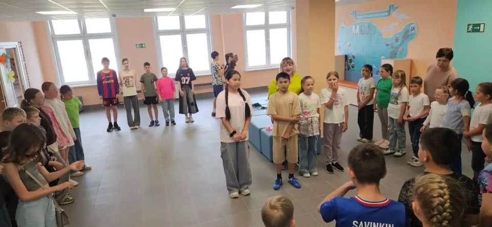 В пришкольном лагере «Солнышко» Курильской средней школы накануне состоялось закрытие смены В пришкольном лагере «Солнышко» Курильской средней школы накануне состоялось закрытие смены