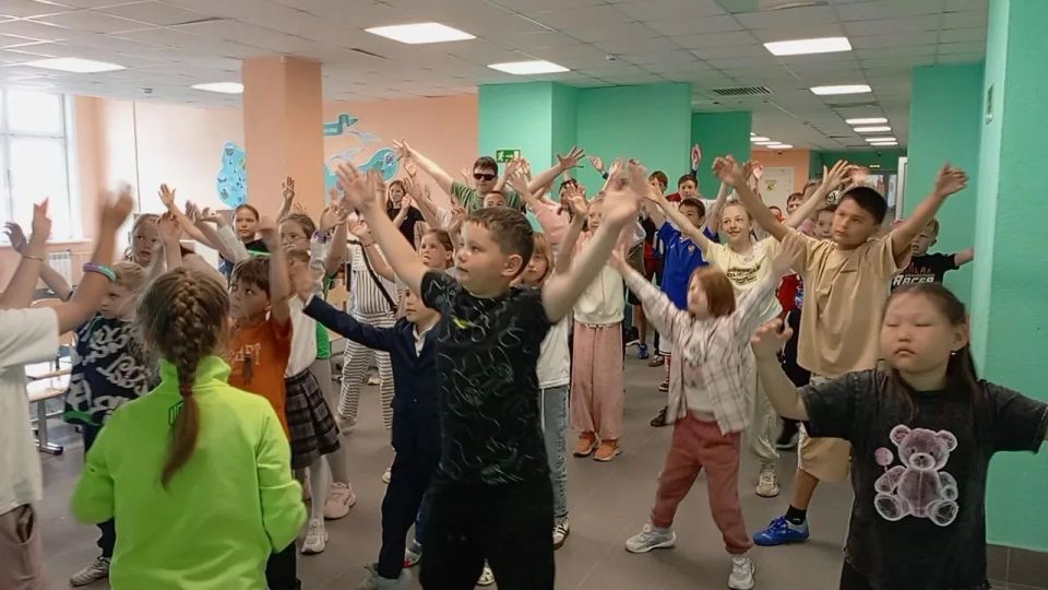 В пришкольном лагере «Солнышко» Курильской средней школы накануне состоялось закрытие смены В пришкольном лагере «Солнышко» Курильской средней школы накануне состоялось закрытие смены