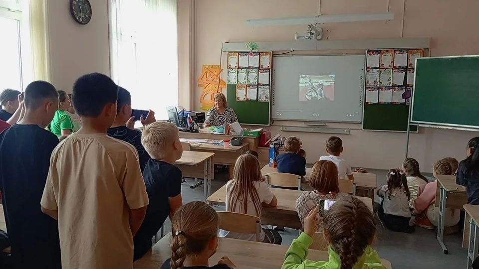 В пришкольном лагере «Солнышко» Курильской средней школы накануне состоялось закрытие смены В пришкольном лагере «Солнышко» Курильской средней школы накануне состоялось закрытие смены