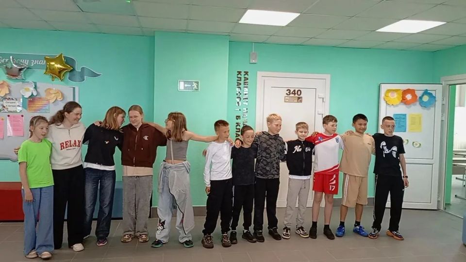 В пришкольном лагере «Солнышко» Курильской средней школы накануне состоялось закрытие смены В пришкольном лагере «Солнышко» Курильской средней школы накануне состоялось закрытие смены