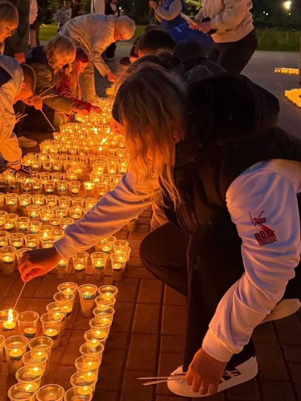 Мы помним. Сахалин зажёг «Огненные картины войны» Мы помним. Сахалин зажёг «Огненные картины войны»