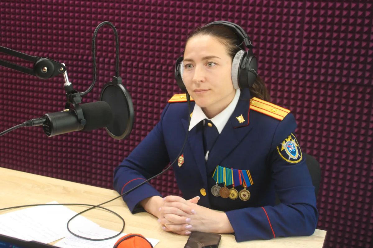 Сотрудник следственного управления СК России по Сахалинской области провела профилактическую беседу для постояльцев Корсаковского пансионата в рамках проекта «Радио рубка» Сотрудник следственного управления СК России по Сахалинской области провела профилактическую беседу для постояльцев Корсаковского пансионата в рамках проекта «Радио рубка»