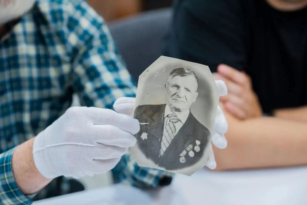 В Музейно-мемориальном комплексе «Победа» на экспертной фондово-закупочной комиссии рассмотрели новые предметы для пополнения фондов В Музейно-мемориальном комплексе «Победа» на экспертной фондово-закупочной комиссии рассмотрели новые предметы для пополнения фондов