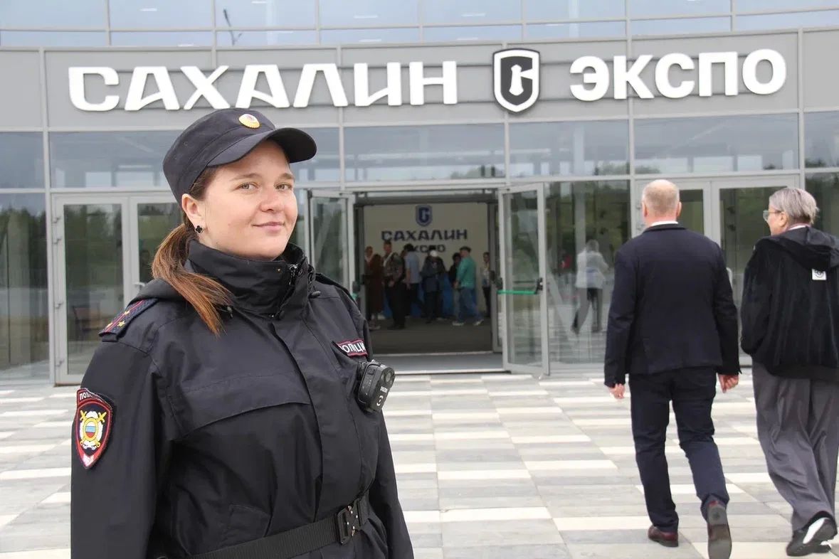 В небе — дроны, на земле — порядок! На территории аэродрома «Пушистый» уже второй день проходит масштабный международный форум беспилотных аппаратов всех сред и фестиваль авиации, музыки и спорта «Крылья Сахалинска» В небе — дроны, на земле — порядок! На территории аэродрома «Пушистый» уже второй день проходит масштабный международный форум беспилотных аппаратов всех сред и фестиваль авиации, музыки и спорта «Крылья Сахалинска»