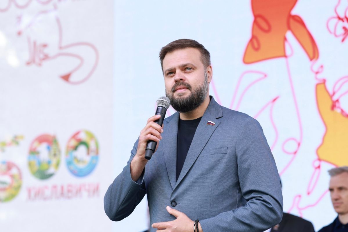 Артём Туров: Хиславичам 500 лет. Вчера в посёлке стартовали праздничные мероприятия, посвящённые 500-летию со дня его основания Артём Туров: Хиславичам 500 лет. Вчера в посёлке стартовали праздничные мероприятия, посвящённые 500-летию со дня его основания
