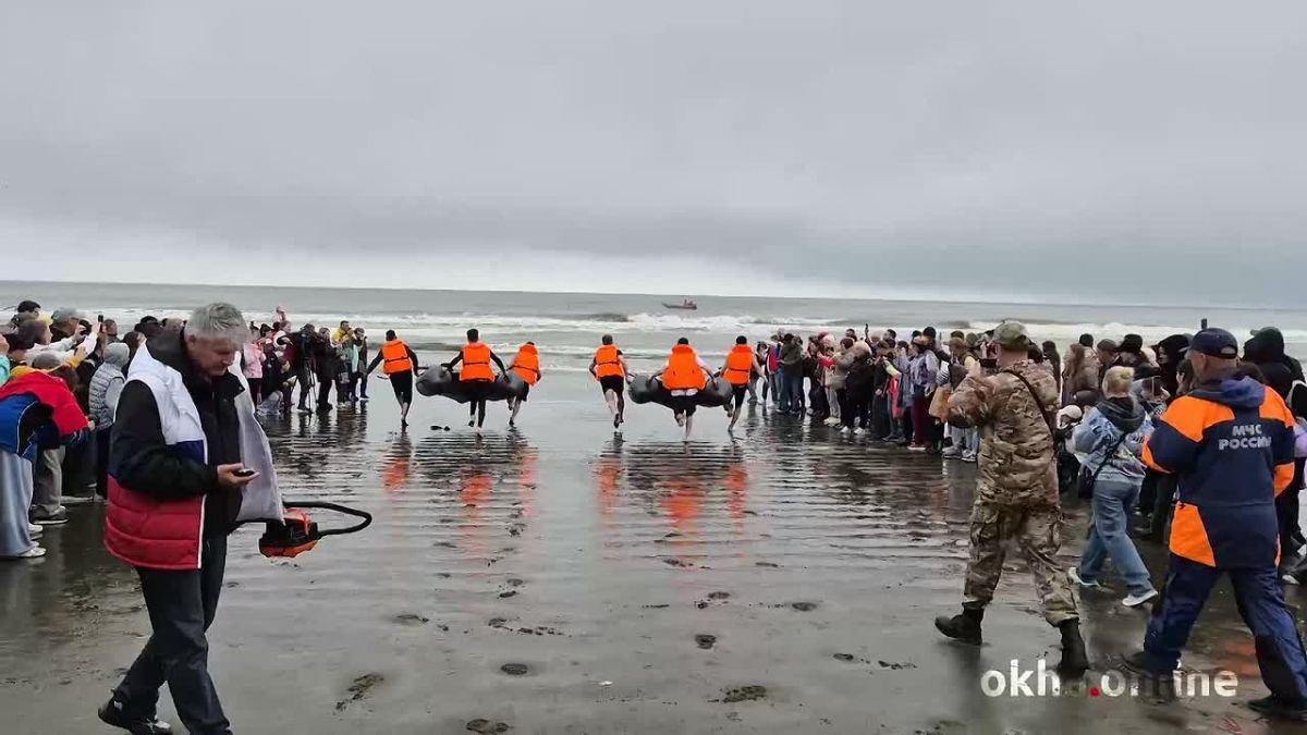 В Поронайске провели традиционный обряд кормления Духа — Хозяина моря