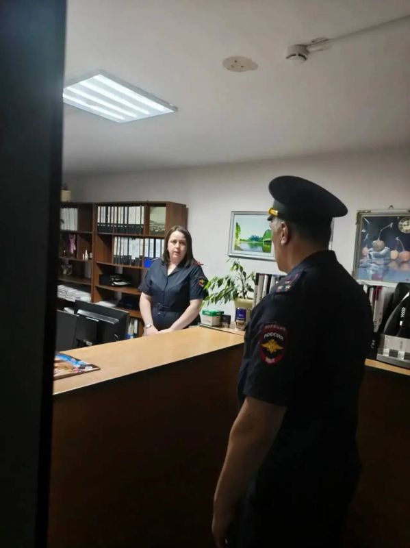 Следующим объектом рабочей поездки руководства УМВД стал ОМВД «Тымовский» Следующим объектом рабочей поездки руководства УМВД стал ОМВД «Тымовский»