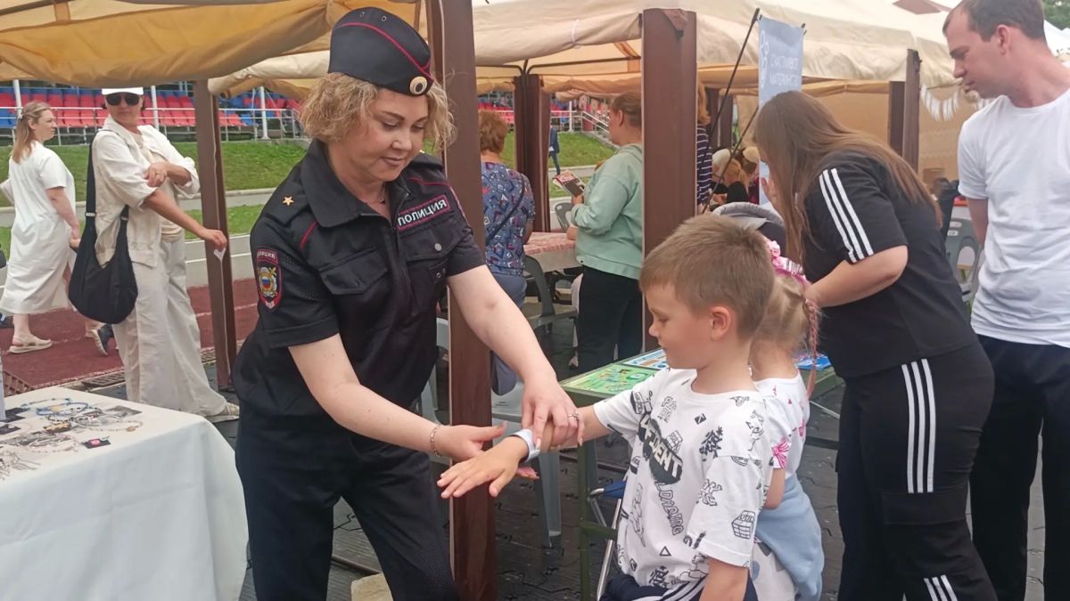 День семьи, любви и верности под надёжной защитой Сахалинской полиции День семьи, любви и верности под надёжной защитой Сахалинской полиции