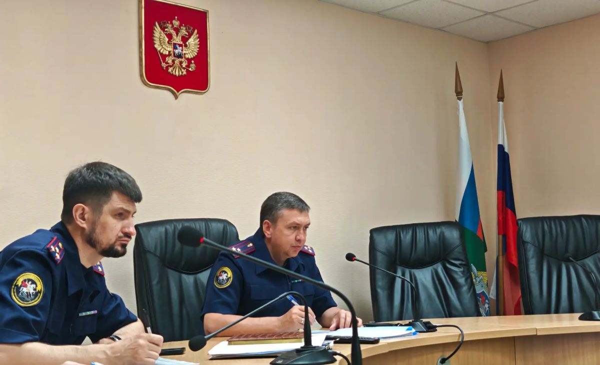 И.о. руководителя следственного управления СК России по Сахалинской области Курочкин П.В. провел приём граждан из числа детей-сирот и детей, оставшихся без попечения родителей, режиме видео-конференц-связи И.о. руководителя следственного управления СК России по Сахалинской области Курочкин П.В. провел приём граждан из числа детей-сирот и детей, оставшихся без попечения родителей, режиме видео-конференц-связи