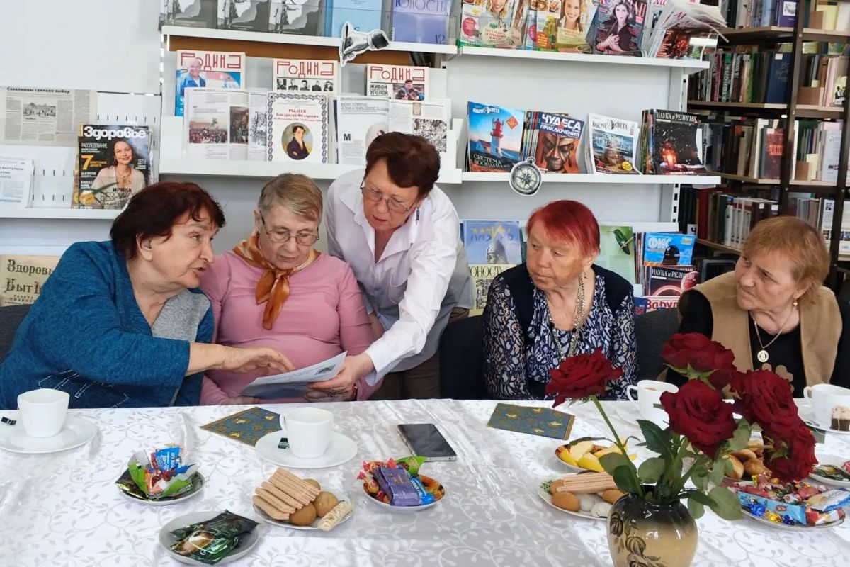 Импровизированный турпоход по Кунаширу состоялся в Южно-Курильской библиотеке Импровизированный турпоход по Кунаширу состоялся в Южно-Курильской библиотеке