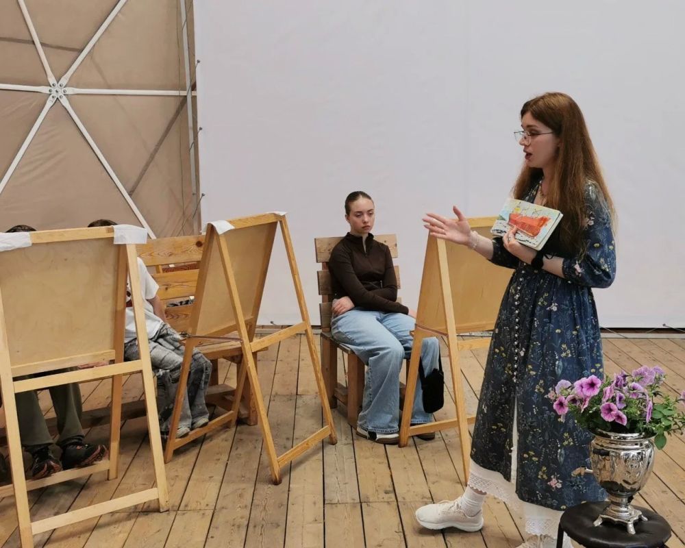 «Самовар петуний»: лето, которое хочется нарисовать «Самовар петуний»: лето, которое хочется нарисовать
