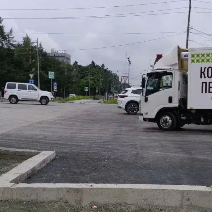 Перекладка участка сети Комсомольского коллектора завершена Перекладка участка сети Комсомольского коллектора завершена
