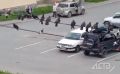 Сотни голубей, сидящих на проводах во дворе дома в Долинске, напрягают людей
