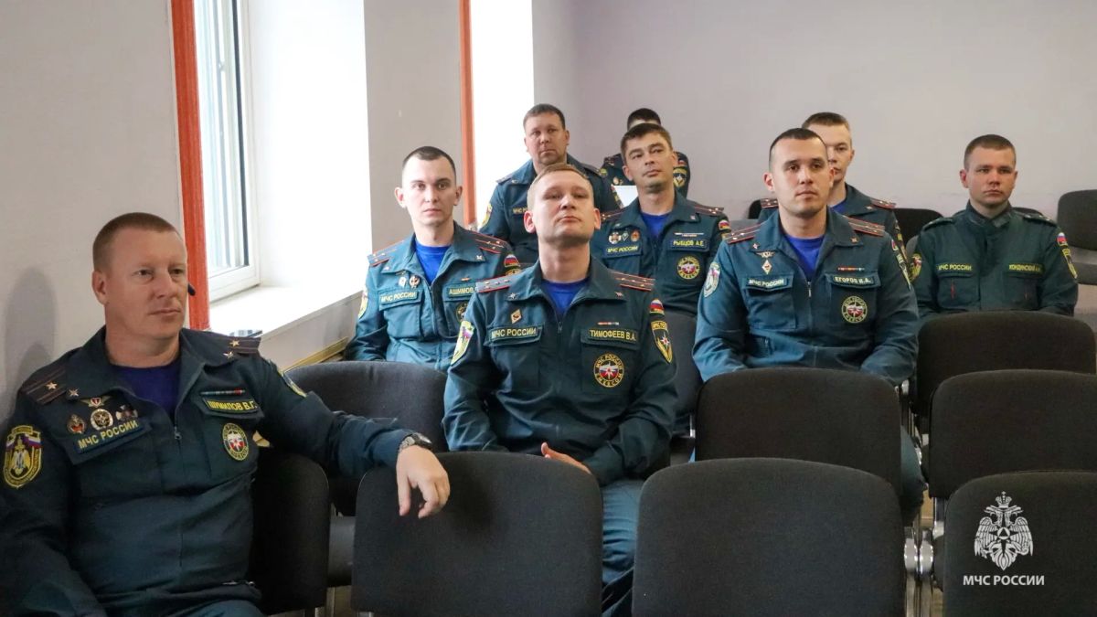 В МЧС Сахалина проведен разбор тушения крупного пожара В МЧС Сахалина проведен разбор тушения крупного пожара