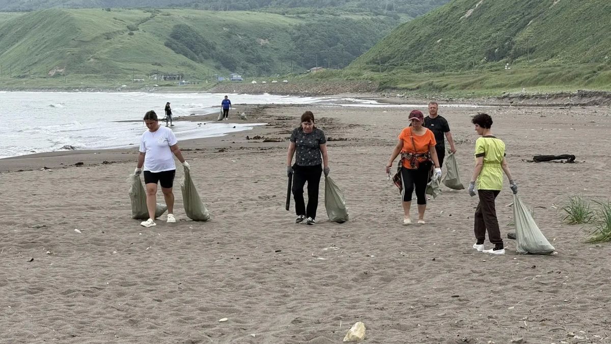 Чистота начинается с нас!. 17 июля в селе Лопатино прошла эко-акция «Вода России» Чистота начинается с нас!. 17 июля в селе Лопатино прошла эко-акция «Вода России»