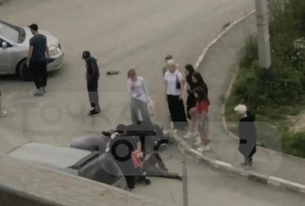 В Чапаево несовершеннолетний за рулём сбил подростка на мопеде