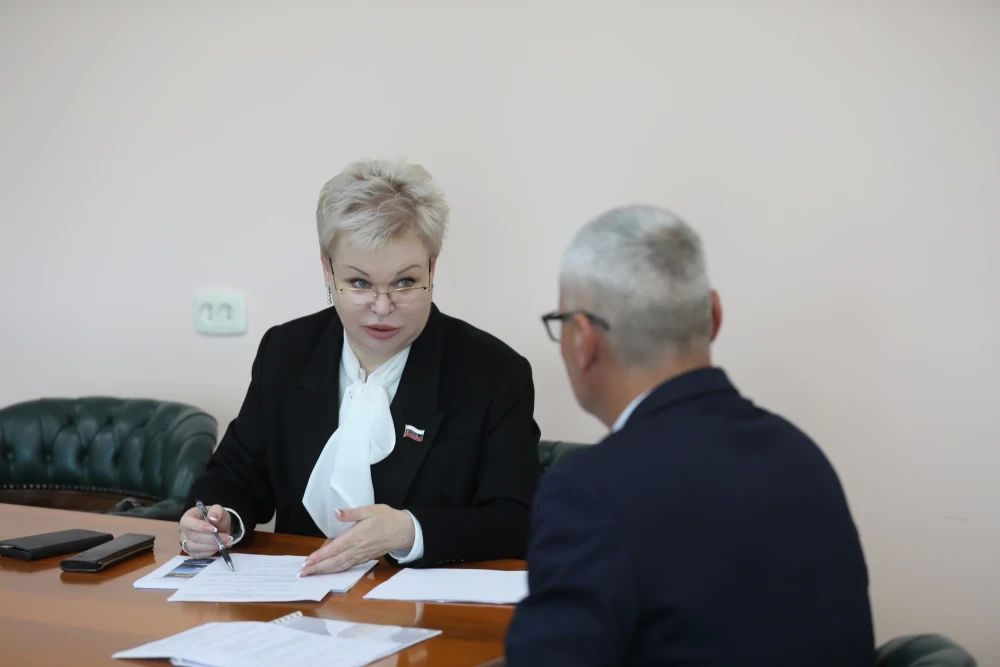 Елена Касьянова провела рабочую поездку в Оху Елена Касьянова провела рабочую поездку в Оху