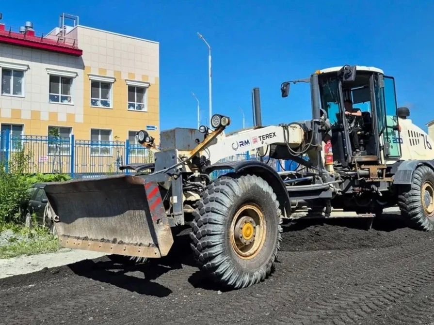 В Дальнем привели в порядок участок улицы Большая Полянка В Дальнем привели в порядок участок улицы Большая Полянка