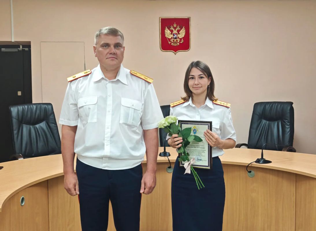 В следственном управлении СК России по Сахалинской области состоялось оперативное совещание, приуроченное ко Дню сотрудника органов следствия, на котором подведены итоги работы за I полугодие 2026 года В следственном управлении СК России по Сахалинской области состоялось оперативное совещание, приуроченное ко Дню сотрудника органов следствия, на котором подведены итоги работы за I полугодие 2026 года