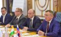 Валерий Лимаренко встретился с генеральным консулом КНР во Владивостоке и полномочным послом Индии в РФ