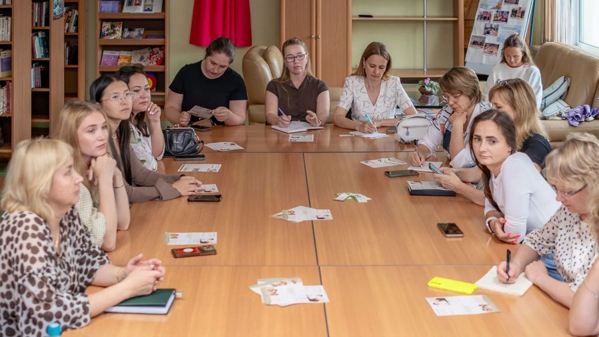 В СахОУНБ им. Н.А. Тарасова состоялся тренинг «Главная премьера: анализ ваших родительских сценариев» в рамках проекта «Всей семьёй в библиотеку» В СахОУНБ им. Н.А. Тарасова состоялся тренинг «Главная премьера: анализ ваших родительских сценариев» в рамках проекта «Всей семьёй в библиотеку»