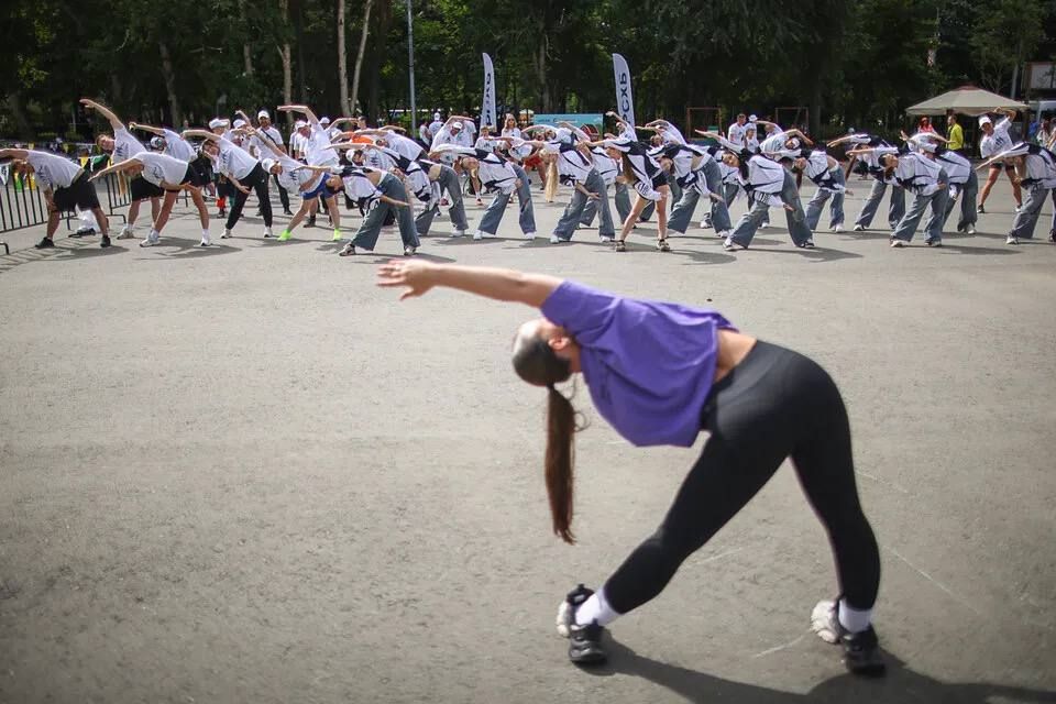 В областном центре в День физкультурника весело и ярко прошёл региональный этап Всероссийского марафона «Земля спорта»! В областном центре в День физкультурника весело и ярко прошёл региональный этап Всероссийского марафона «Земля спорта»!