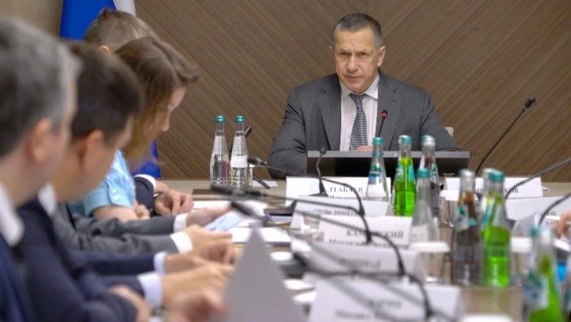 Флот для Севморпути: Юрий Трутнев подтвердил создание дноуглубительных судов