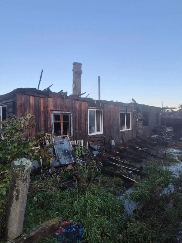Пожар в жилом доме в Углегорске: пострадал мужчина