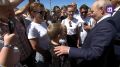 Владимир Путин пообщался с жителями курильского острова Итуруп на Сахалине