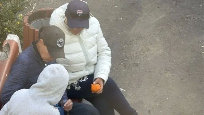 Бомжи устроили притон неподалеку от городской думы Южно-Сахалинска Бомжи устроили притон неподалеку от городской думы Южно-Сахалинска