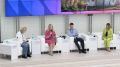 Министр социальной защиты Сахалинской области Ольга Орлова приняла участие в пленарной сессии «Отечество, долг, ответственность: ценности, которые нас объединяют» на Всероссийском молодёжном форуме «ОстроVа»