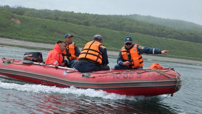 Самоуверенность ведет на дно: обзор трагедий на воде в Сахалинской области за лето 2026 Самоуверенность ведет на дно: обзор трагедий на воде в Сахалинской области за лето 2026