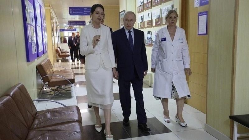 «Для нас это огромное счастье»: медики Курил прокомментировали визит Путина в ЦРБ