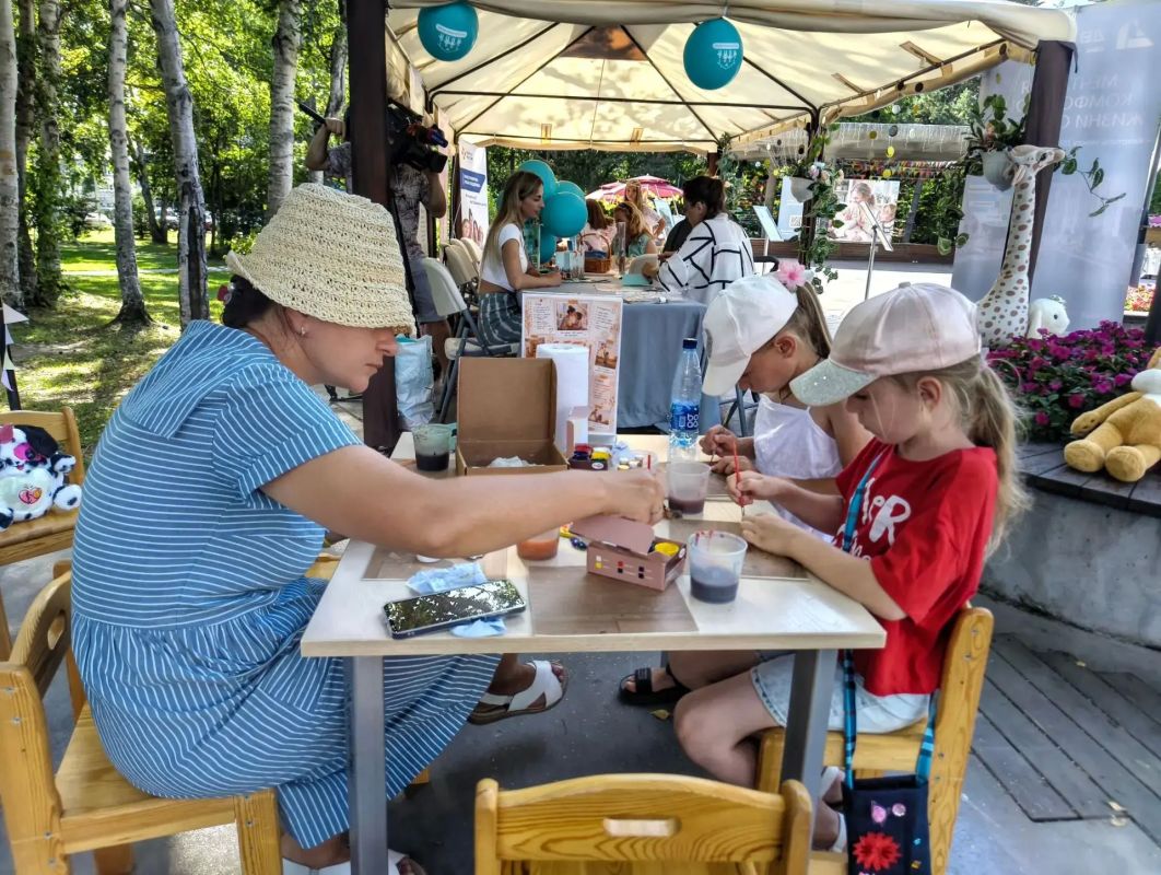 Городской парк Южно-Сахалинска сегодня принимает сразу два культурных события Городской парк Южно-Сахалинска сегодня принимает сразу два культурных события