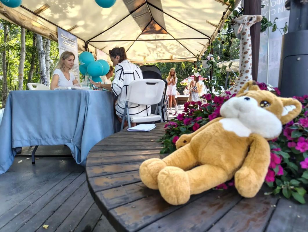 Городской парк Южно-Сахалинска сегодня принимает сразу два культурных события Городской парк Южно-Сахалинска сегодня принимает сразу два культурных события