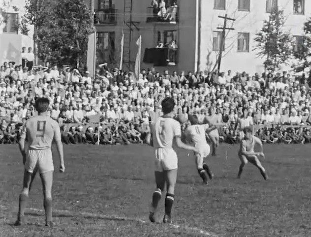 Знаете ли вы, что…. . … ровно 64 года назад, 19 августа 1962 года островная футбольная команда впервые стала победителем Кубка Дальнего Востока Знаете ли вы, что…. . … ровно 64 года назад, 19 августа 1962 года островная футбольная команда впервые стала победителем Кубка Дальнего Востока