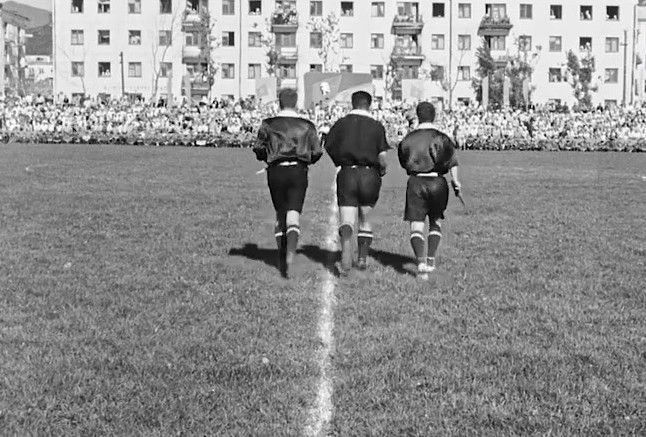 Знаете ли вы, что…. . … ровно 64 года назад, 19 августа 1962 года островная футбольная команда впервые стала победителем Кубка Дальнего Востока Знаете ли вы, что…. . … ровно 64 года назад, 19 августа 1962 года островная футбольная команда впервые стала победителем Кубка Дальнего Востока