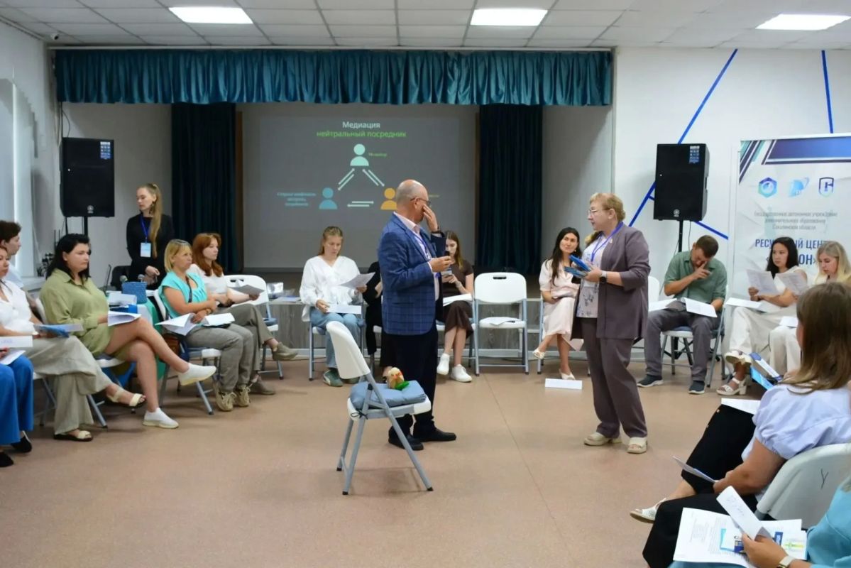 В центре дополнительного образования «Унисон» состоялась важная тематическая площадка – «Инструменты единства в дополнительном образовании» В центре дополнительного образования «Унисон» состоялась важная тематическая площадка – «Инструменты единства в дополнительном образовании»