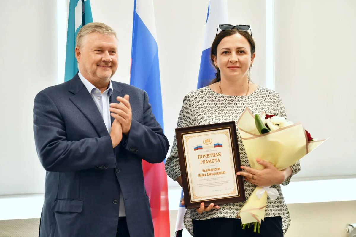 Мы уже рассказывали, что на этой неделе Итуруп с рабочим визитом посетил депутат Государственной Думы РФ Георгий Карлов Мы уже рассказывали, что на этой неделе Итуруп с рабочим визитом посетил депутат Государственной Думы РФ Георгий Карлов