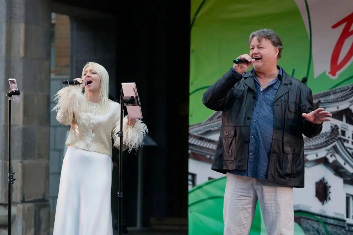 В Южно-Сахалинске прошёл фестиваль музыки и творчества «Городская симфония» В Южно-Сахалинске прошёл фестиваль музыки и творчества «Городская симфония»