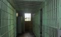 Пьяная сахалинка пыталась прорваться в СИЗО на свидание и по пути избила сотрудника