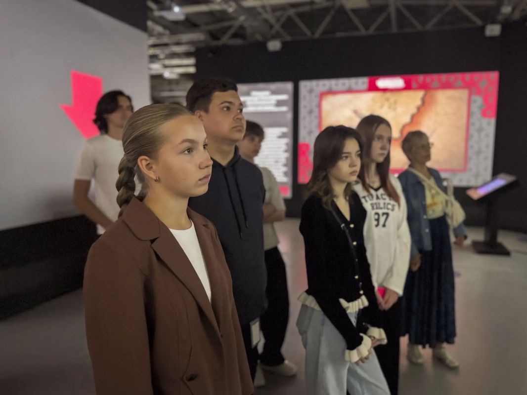 В Музейно-мемориальном комплексе «Победа» и Историческом парке «Россия – моя история» прошли торжества, посвященные 81-й годовщине Победы над милитаристской Японией и окончания Второй мировой войны В Музейно-мемориальном комплексе «Победа» и Историческом парке «Россия – моя история» прошли торжества, посвященные 81-й годовщине Победы над милитаристской Японией и окончания Второй мировой войны