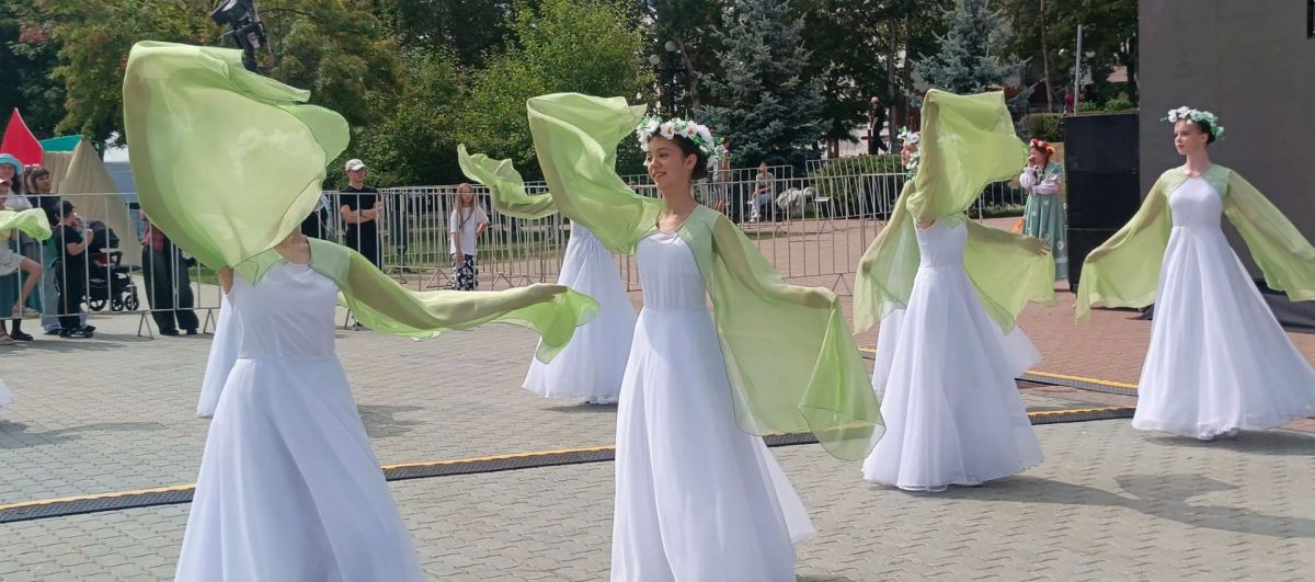 Сотрудники полиции на страже порядка во время празднования 173-летия Корсакова Сотрудники полиции на страже порядка во время празднования 173-летия Корсакова