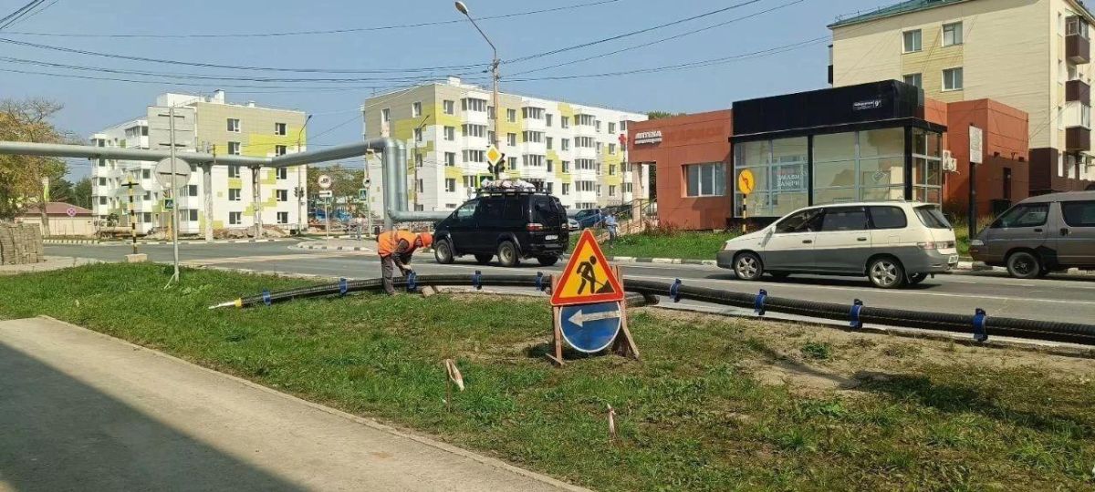 Обновление теплосетей по улице Хабаровской в Долинске вышло на финальный этап Обновление теплосетей по улице Хабаровской в Долинске вышло на финальный этап